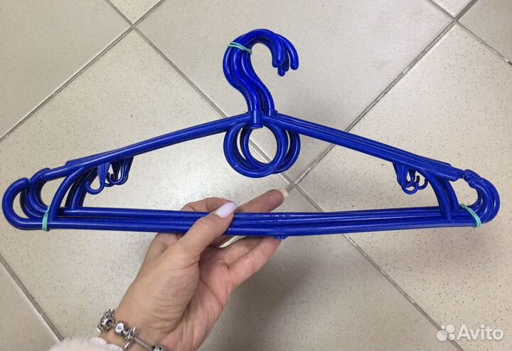 Вешалки - плечики
