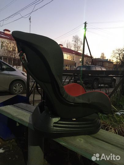 Автомобильное детское кресло от 0 до 18 кг