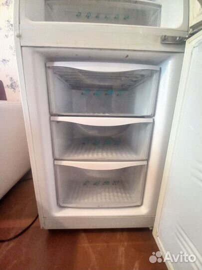 Холодильник samsung