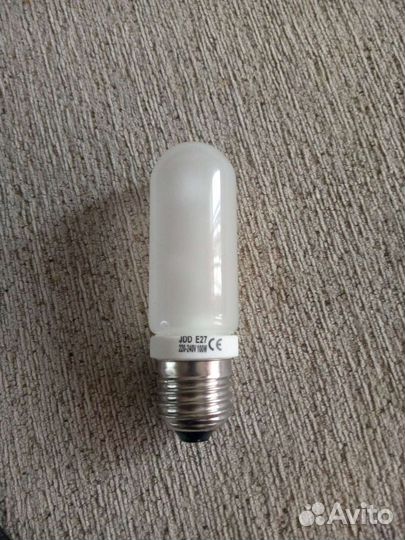 Штатив и вспышка