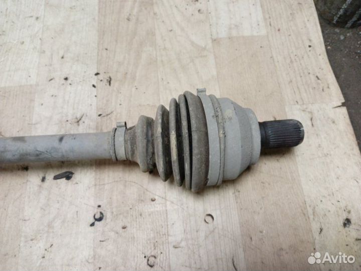 Полуось привод передний правый Ford Focus 2 купе