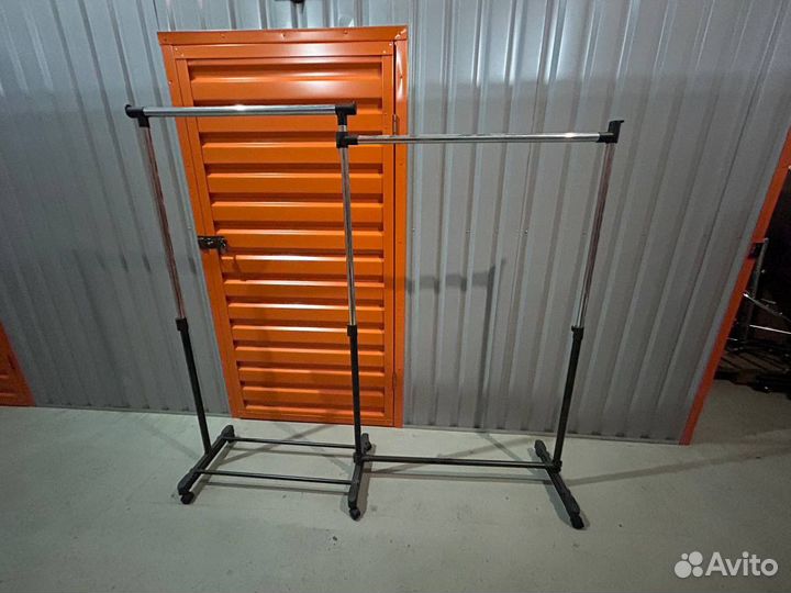 Вешалка для одежды напольная