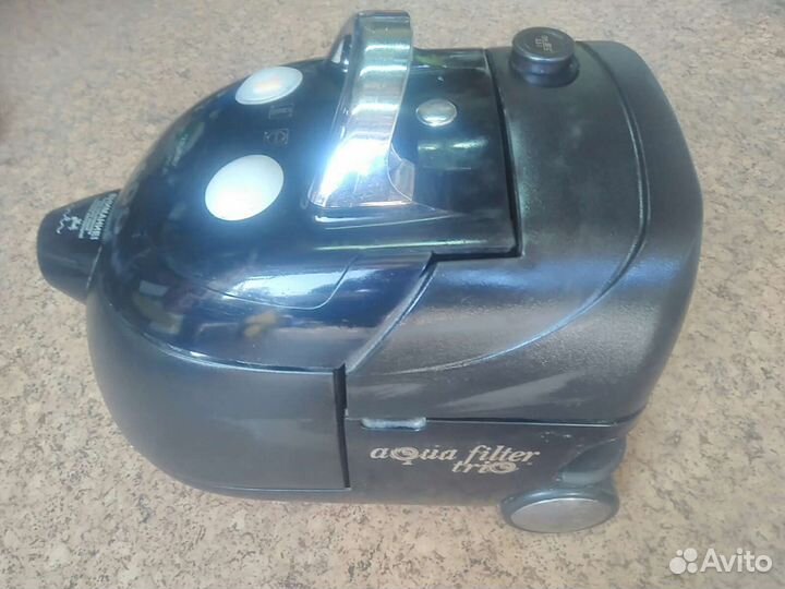 Пылесос Zelmer Profi с насадками