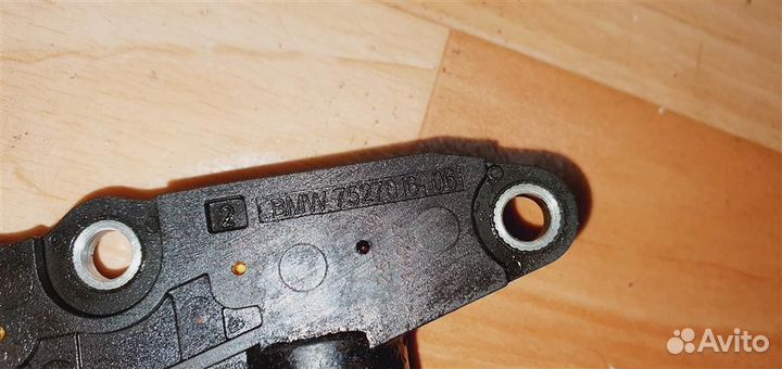 Датчик эксцентрикового вала BMW E90