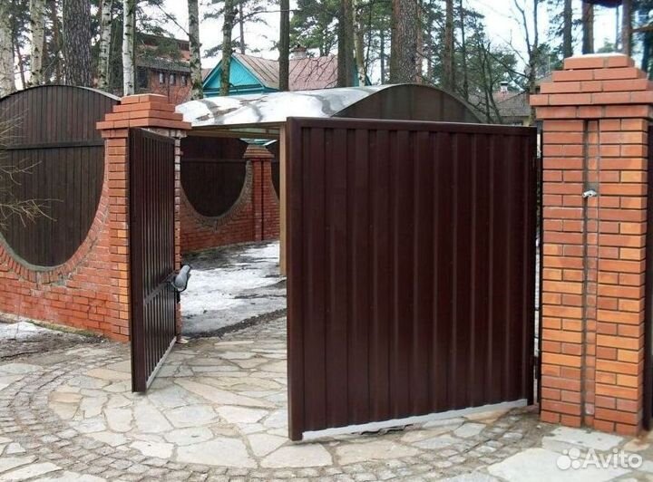 Секционные ворота
