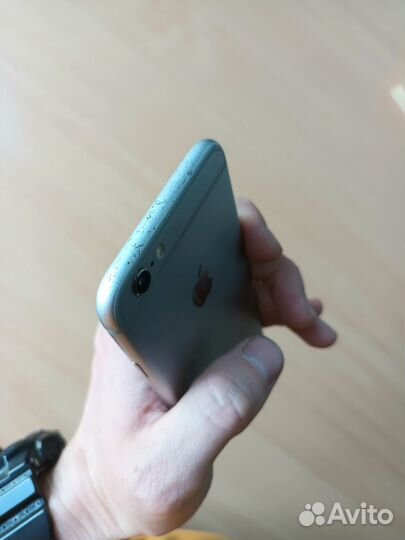 iPhone 6S, 32 ГБ