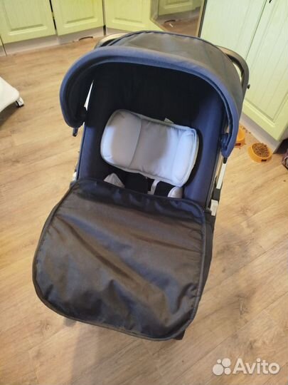 Детское автокресло-коляска
