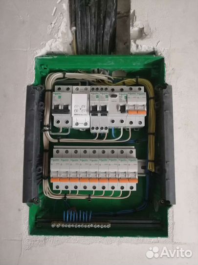 Электрик, замена и ремонт электропроводки