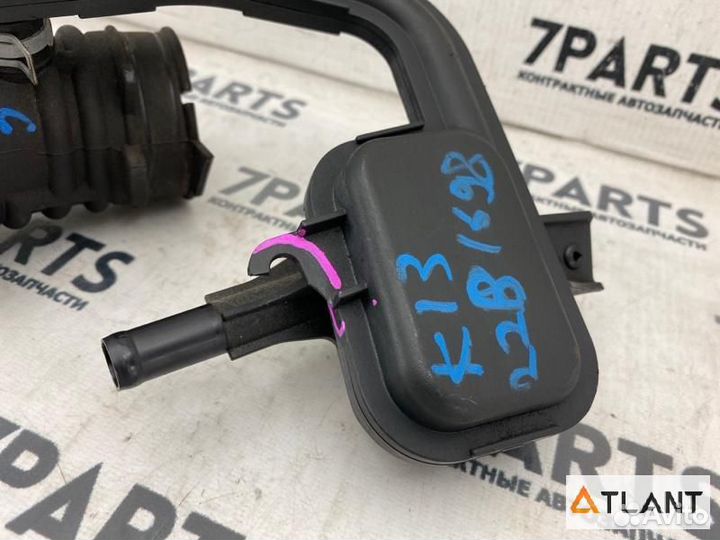 Патрубок воздушн.фильтра nissan march