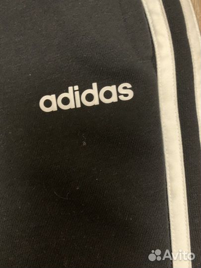 Спортивный костюм adidas