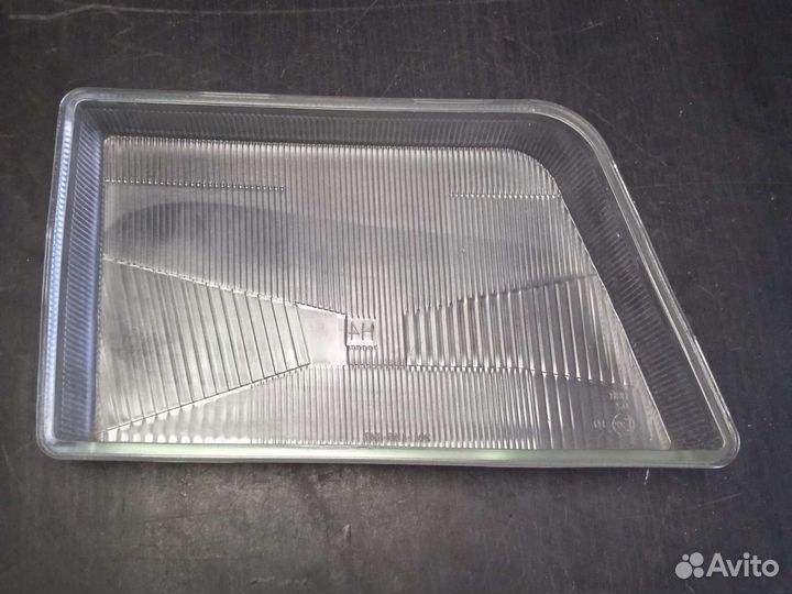 Стекло левой фары Opel ascona