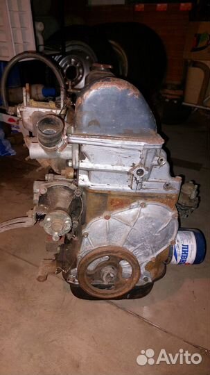 Двигатель 2101