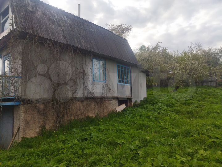 Дом 40 м² на участке 6 сот.