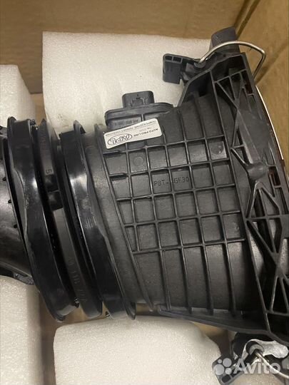 Патрубок с расходомерами Mercedes M642 W166 X166