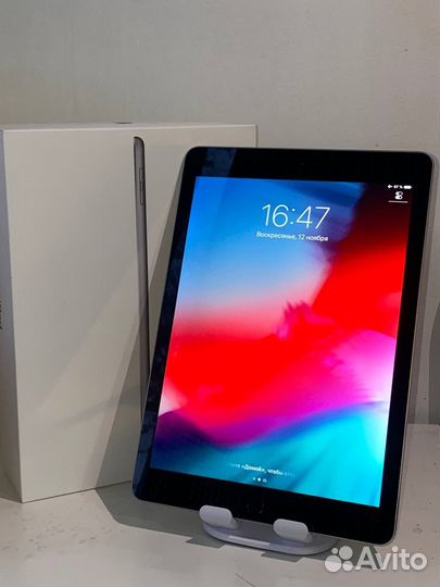 iPad 6th generation (2018) 32gb Space Gray