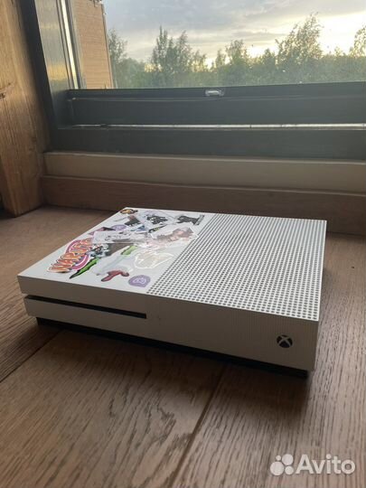 Xbox One S 500 gb