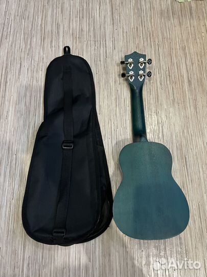 Укулеле Veston новая