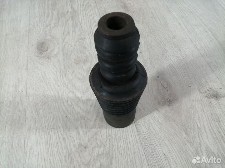 Пыльник стойки амортизатора Renault sandero stepwa