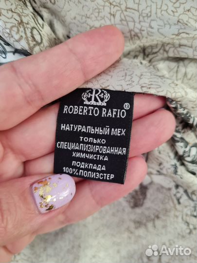 Меховая жилетка из песца