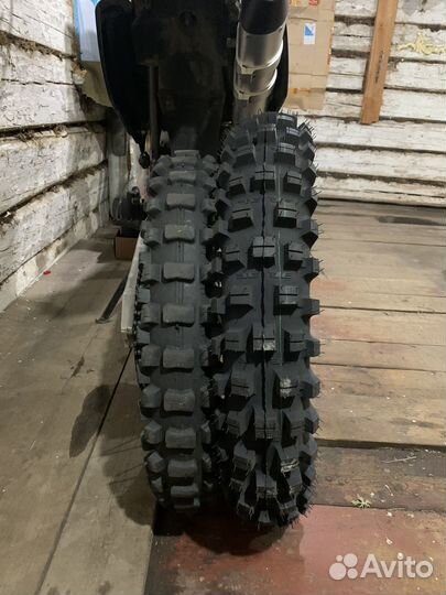 BSE Z3 21/18 Red Black
