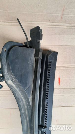 Жабо Панель под стекло Hyundai Elantra 6 AD 2016