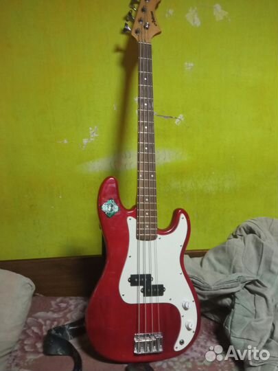 Бас гитара ashtone