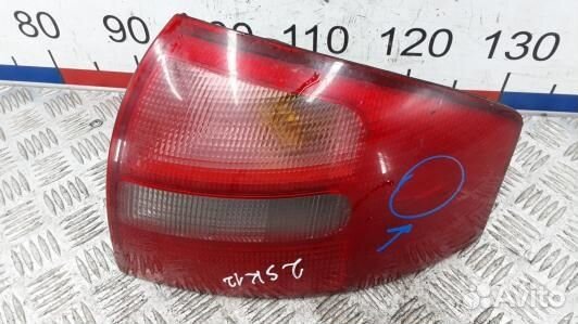 Фонарь задний правый audi A6 C5 (2SK12MY01)