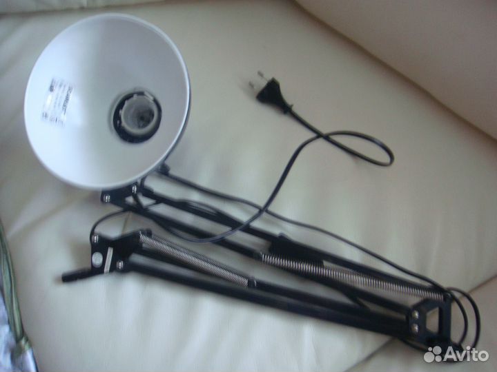 Люстры,светильники и бра