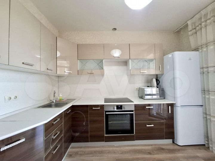 1-к. квартира, 44 м², 13/25 эт.