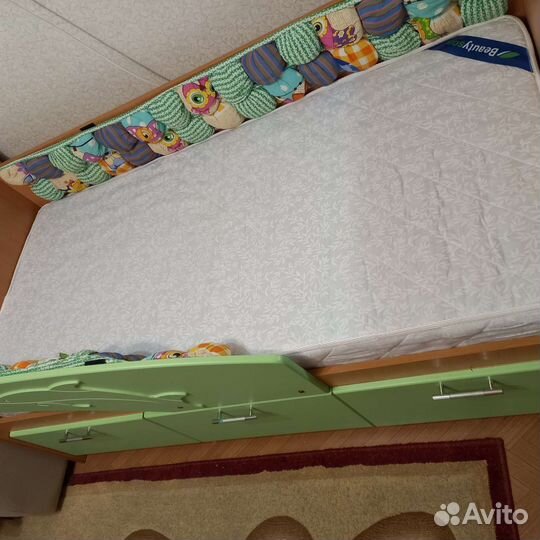 Детская кровать +матрас