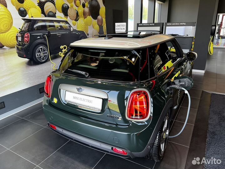 MINI Cooper SE 184 л.с. AT, 2023