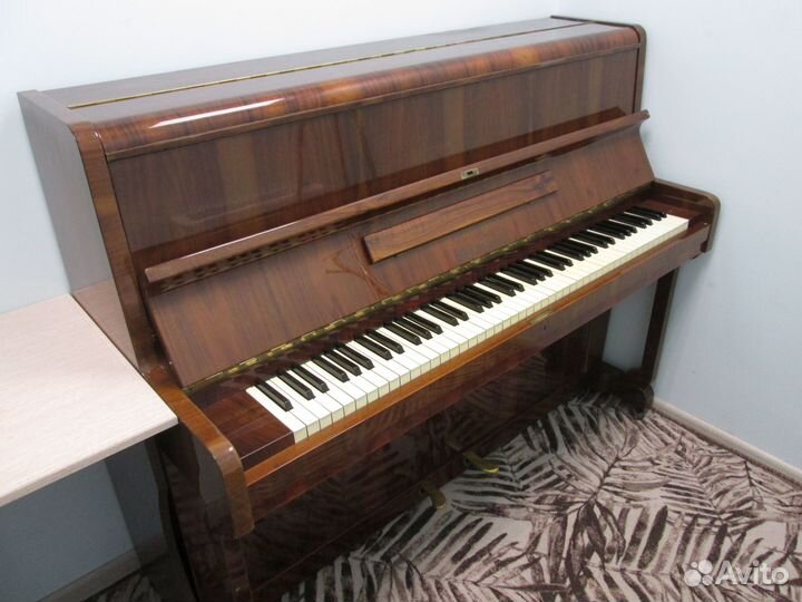 Пианино Gebr Niendorf