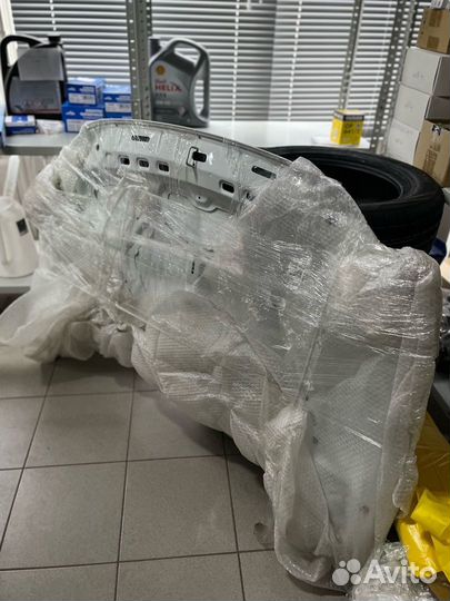 Капот крашеный 240 Белое облако 21900-8402010-240