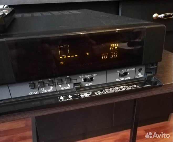 Видеомагнитофон Sharp Vc-A508DT