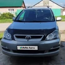 Toyota Avensis Verso 2.0 MT, 2004, 245 000 км, с пробегом, цена 800 000 руб.