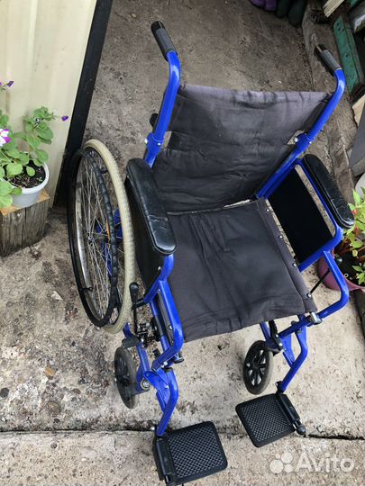 Инвалидная коляска