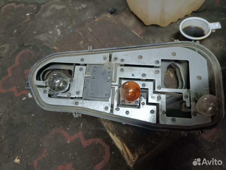 Плата правого фонаря Renault Logan I