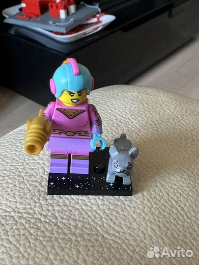 Lego minifigures series 26