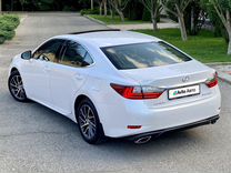 Lexus ES 2.5 AT, 2015, 65 300 км, с пробегом, цена 2 590 000 руб.