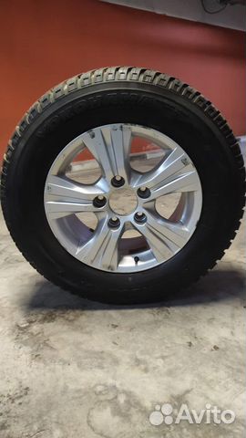 R18 Yokohama Geolandar G94 285/60, PCD 5x120 DIA 55