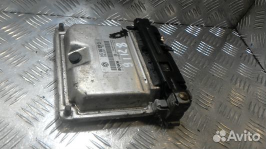 Блок управления двс skoda roomster 1 (91K08PC01)