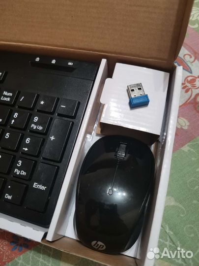 Беспроводная клавиатура с мышью HP