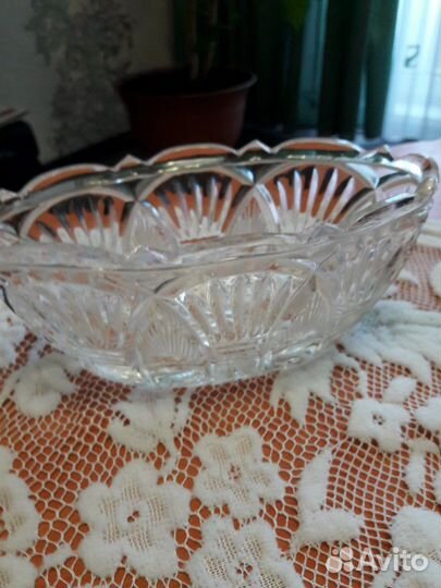 Хрустальная ваза