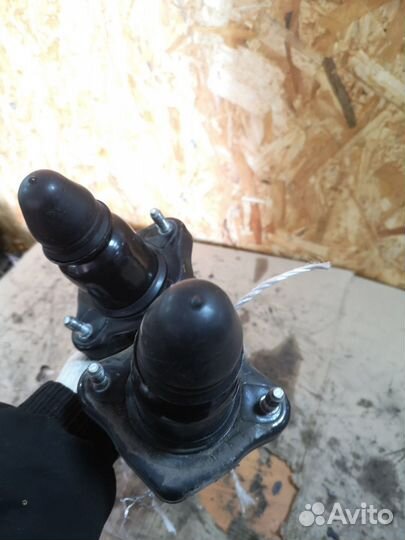 Стойки задние jeep patriot 2010 г