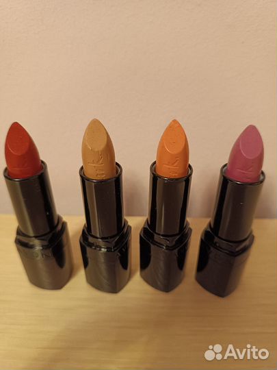 Губные помады Эйвон