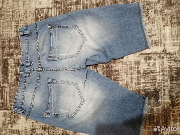 Джинсовые шорты