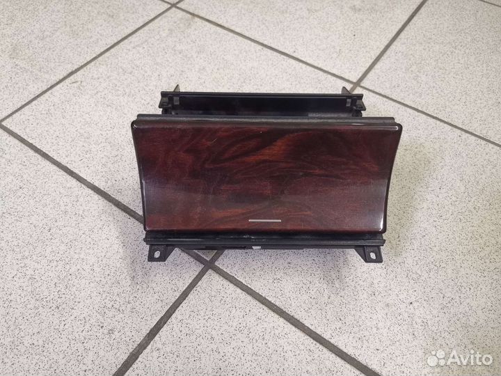 Пепельница Mercedes w210