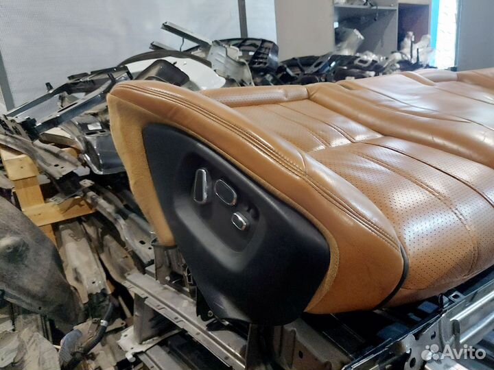 Салон Jaguar XJ X351