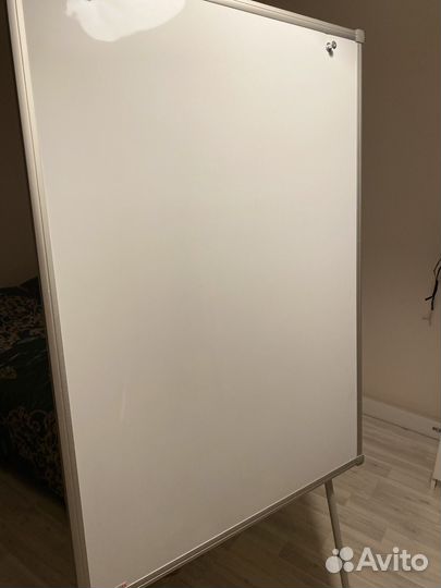 Доска флипчарт Brauberg