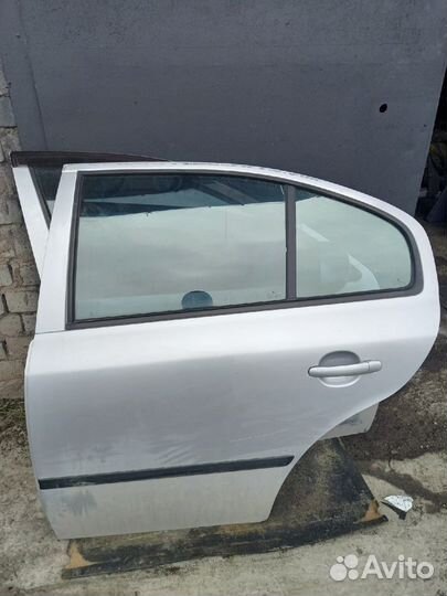 Двери шкода октавия тур а4
